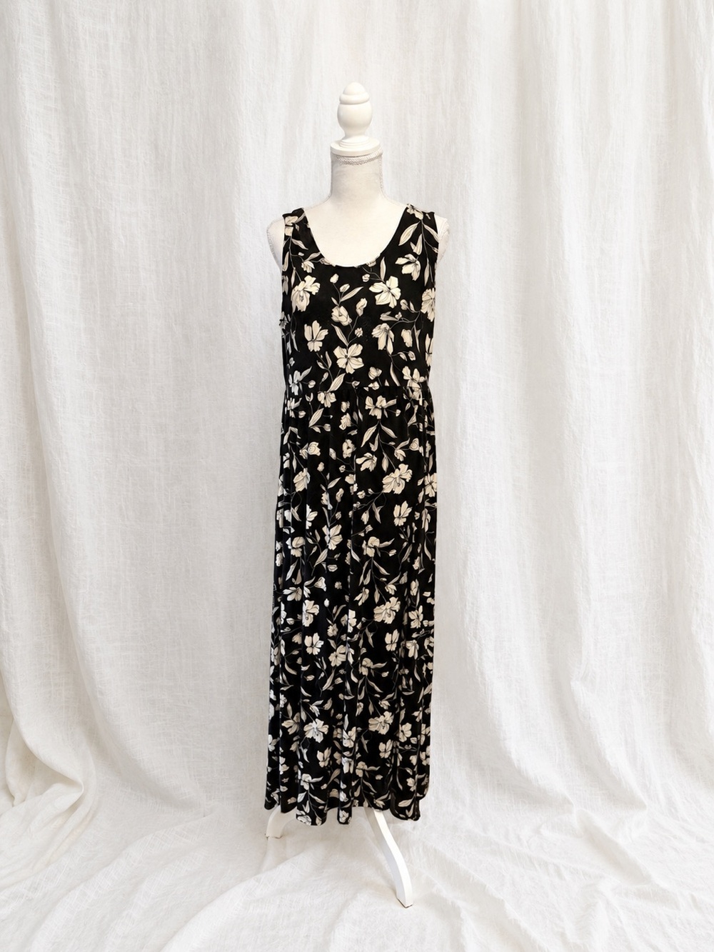 Lily Morgan Black & White Floral Maxi Dress | Sleeveless Flowy Summer Dress